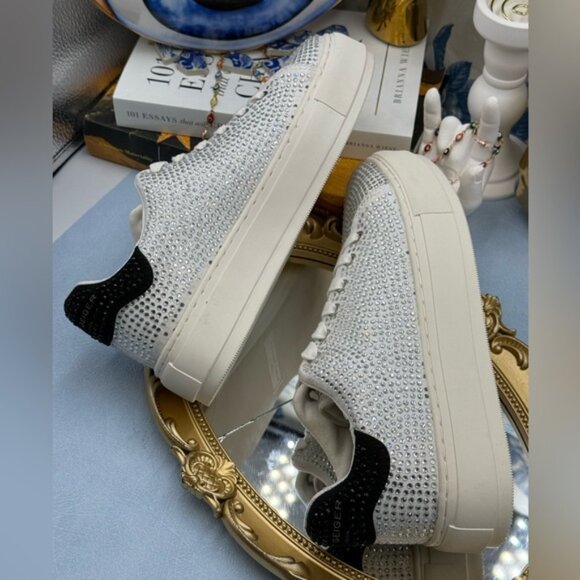 🆕 KURT GEIGER LONDON 🧿 NWOT Laney Silver Crystal Low Top Sneaker, Sz 39 US 8.5 - Picture 16 of 16